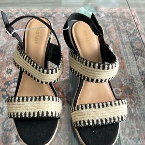 Old Navy new shoes/ black and beige.